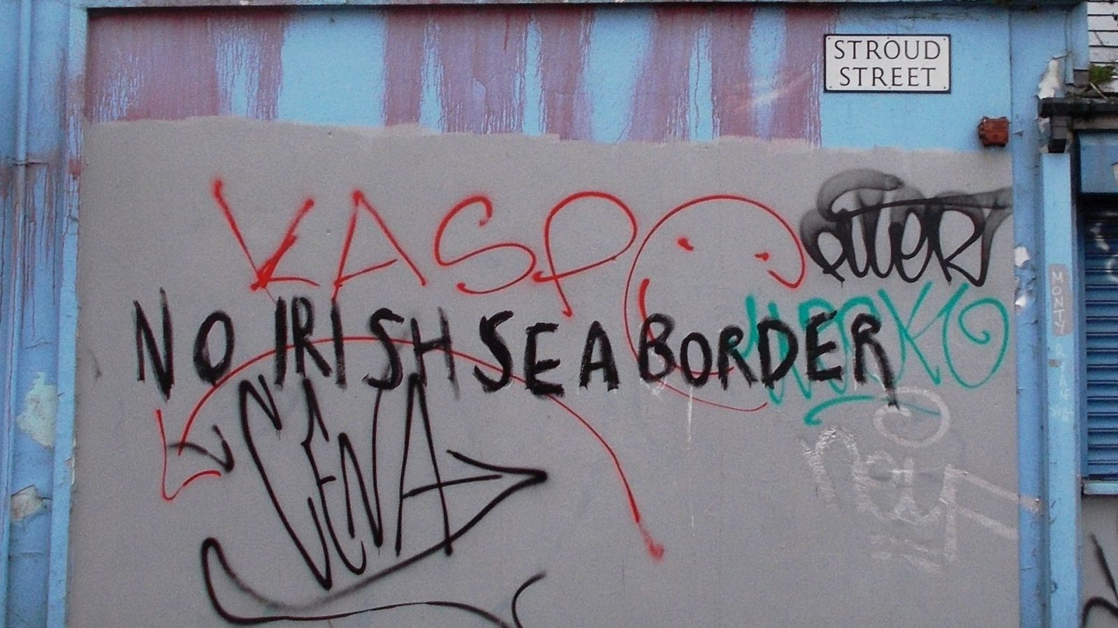 graffiti in belfast - no irish sea border