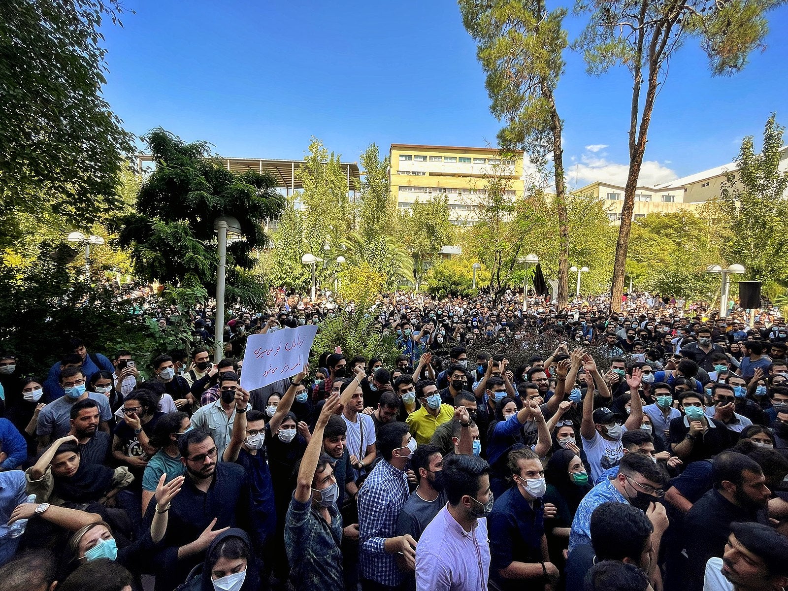 Decoding The US Response to Iran’s Protests Amid An Unsettled Middle 