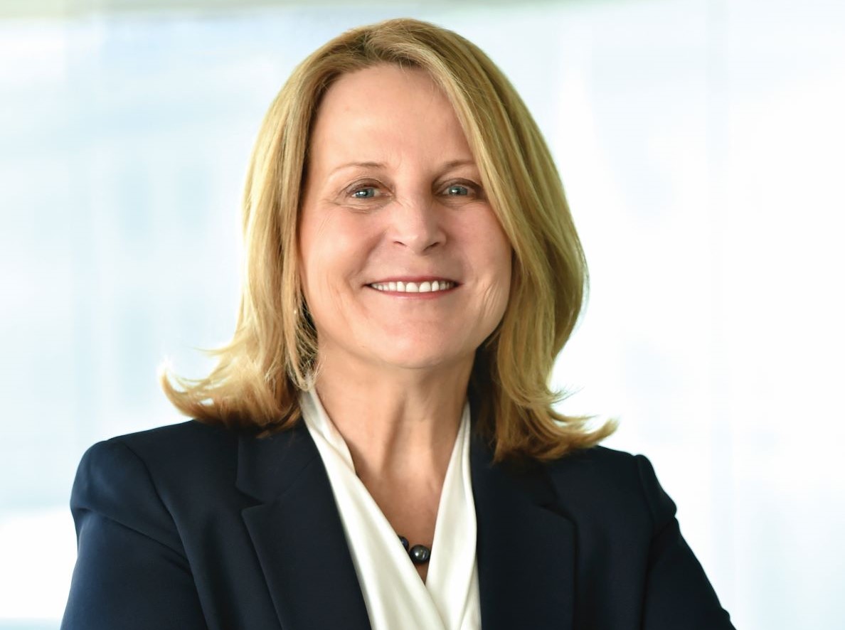 Alice Hill Landscape Headshot