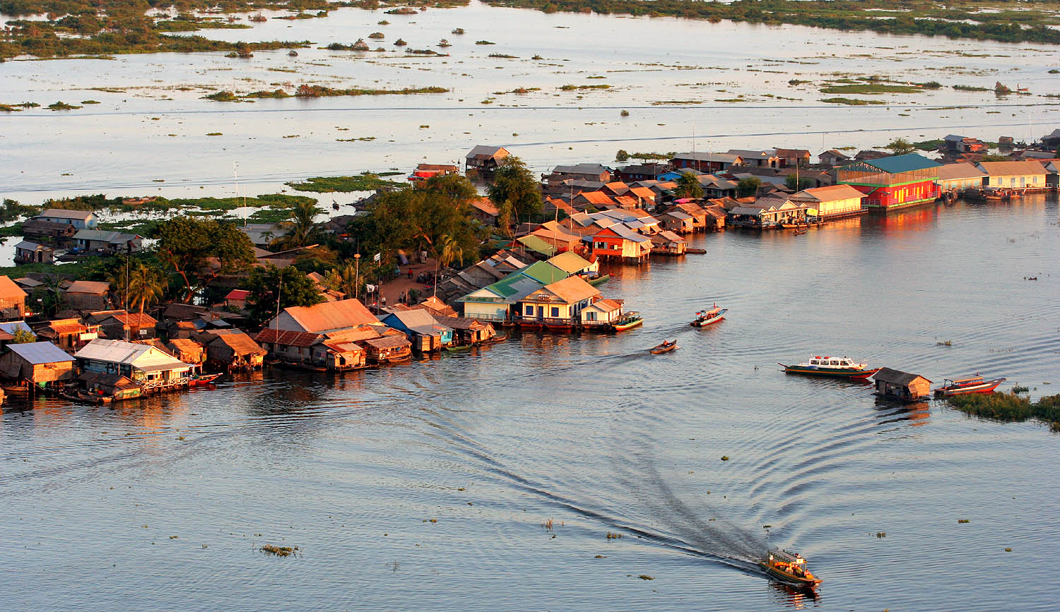 Water dwelling on the lake of Tonle Sap, near Siem Reap, Cambodia