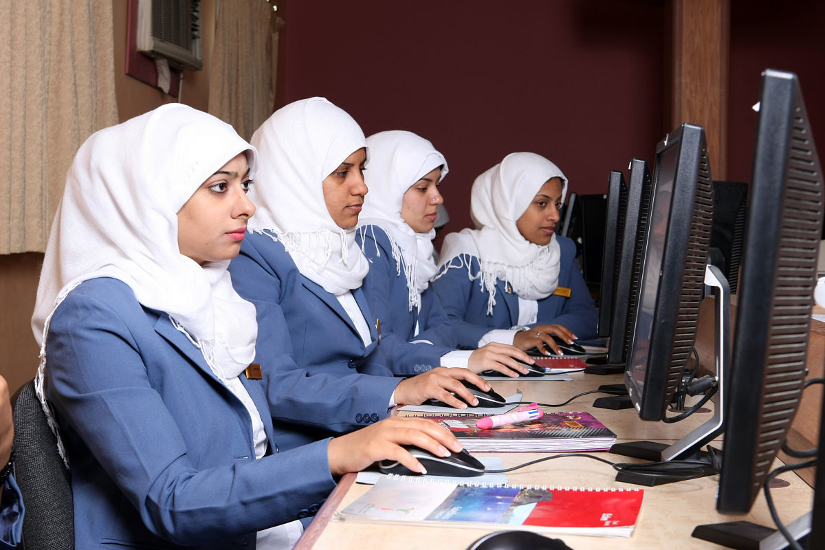 Bahraimi women in training center